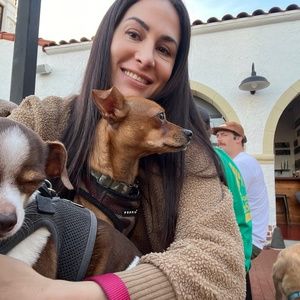 Meet your Posher, Christina